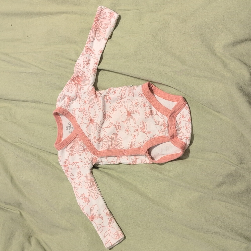 Honest Company Newborn Bodysuit